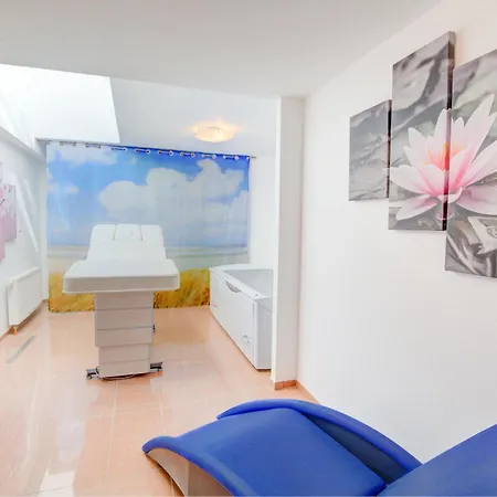 S1 Im Friesenhaus Sara *