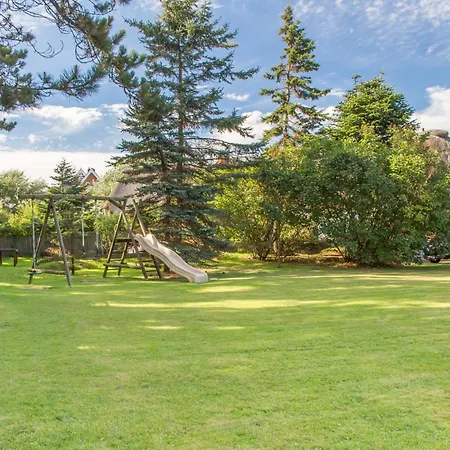 S1 Im Friesenhaus Sara Wenningstedt-Braderup